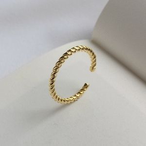 HH TWISTED AJUSTABLE RING- STERLING SILVER